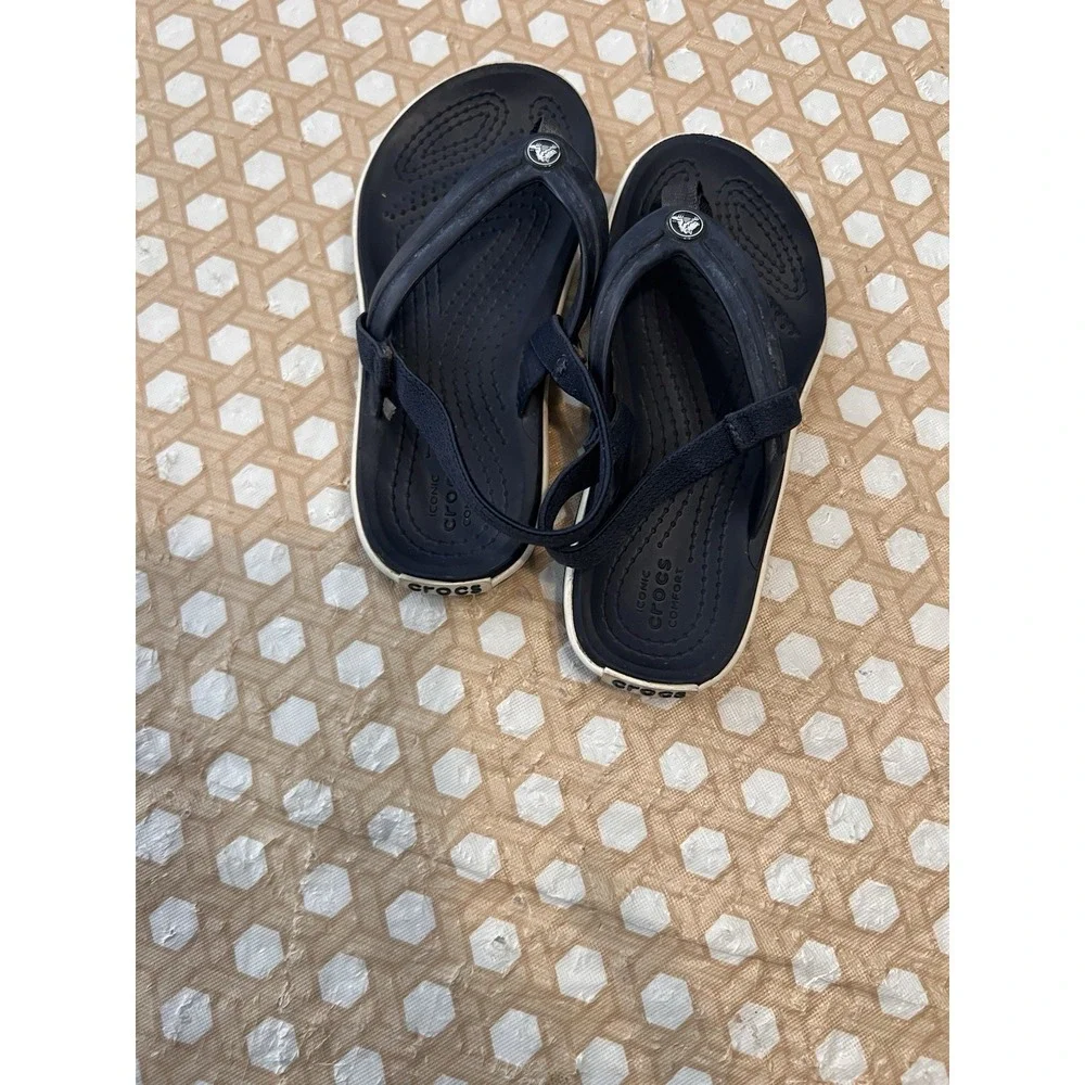 Crocs Shoes Kids Size C9 Blue Thong Sandals Flip Flops